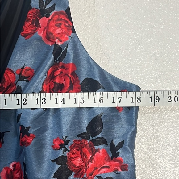 eShakti - Women's Blue Rose Pattern Dupioni Sleeveless Dress - Picture 9 of 12